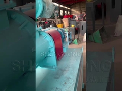 Granulator z pierścieniową matrią