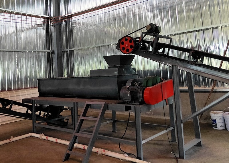 Linia do produkcji nawozów organicznych drobiowych 10t / h dla odpadów zwierzęcych