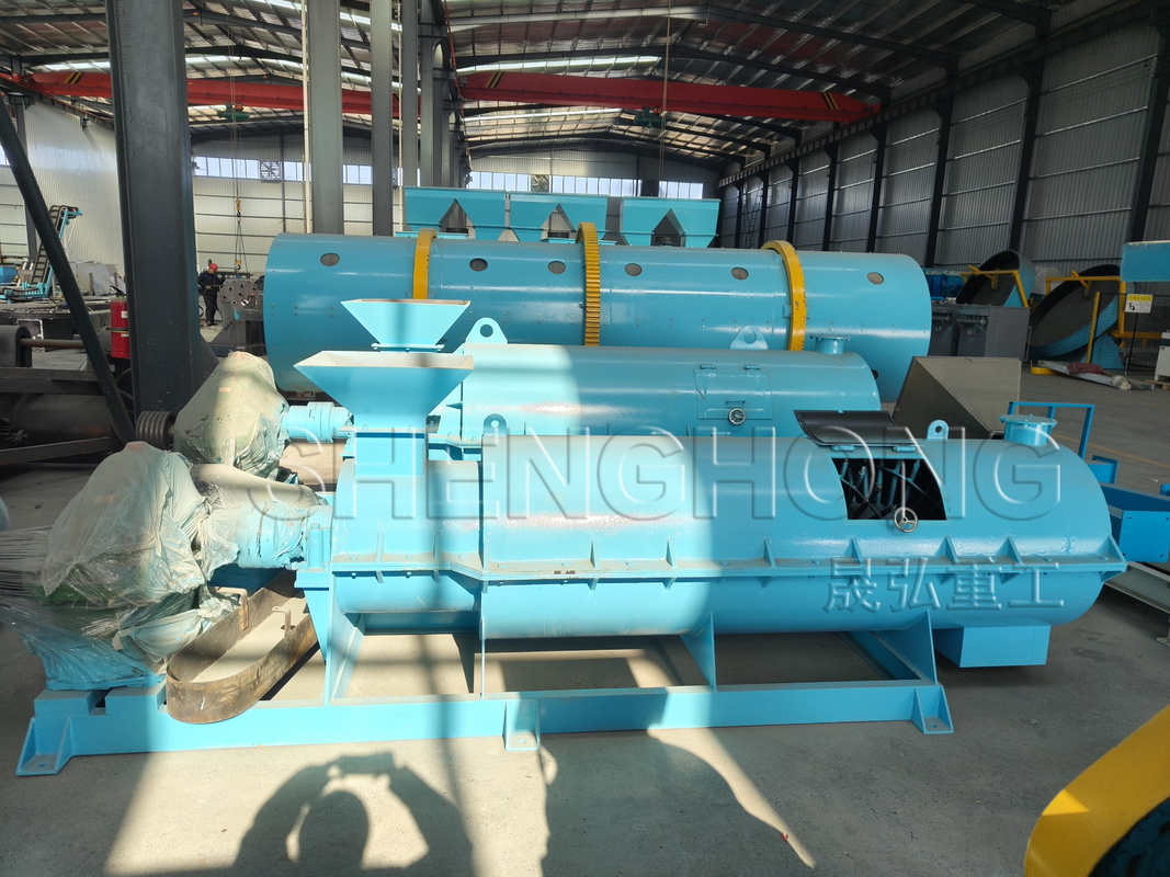 Granulator nawozów organicznych w kształcie kuli 600V Maszyna do produkcji nawozów 2 tony/h